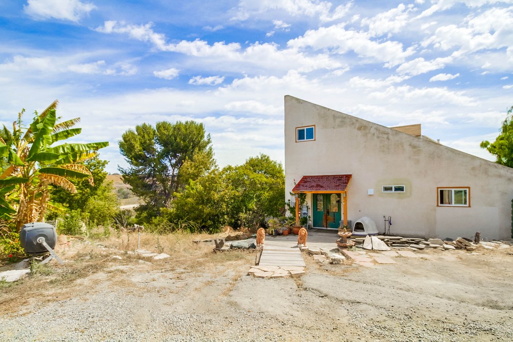 Virtual tour photo 3 of 72 for 6118 Fulmar St