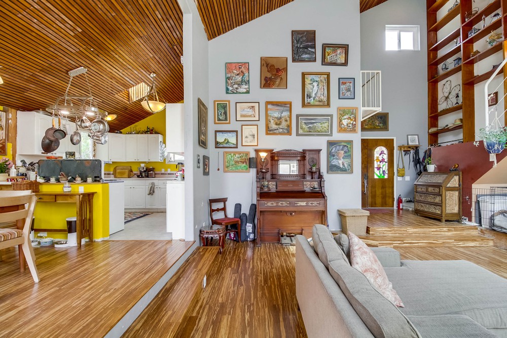 Virtual tour photo 10 of 72 for 6118 Fulmar St