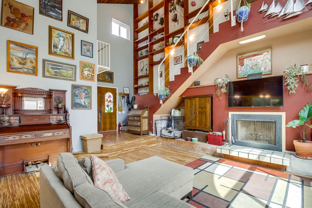 Virtual tour photo 12 of 72 for 6118 Fulmar St