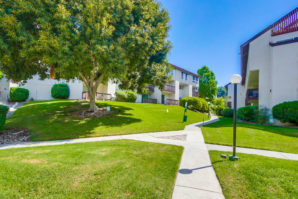 Virtual tour photo 3 of 27 for 6131 Rancho Mission Rd