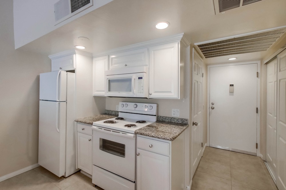 Virtual tour photo 15 of 27 for 6131 Rancho Mission Rd