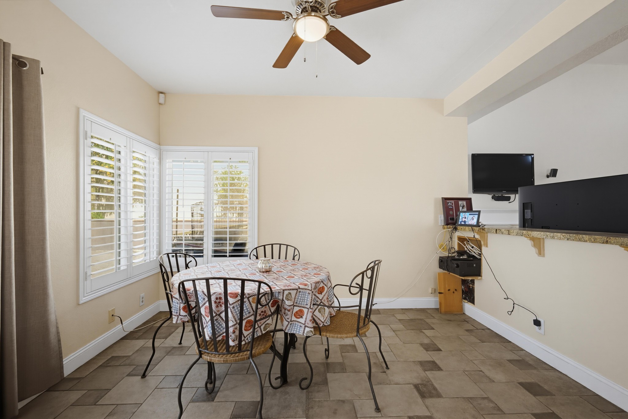 Virtual tour photo 10 of 45 for 6132 Callaway Pl