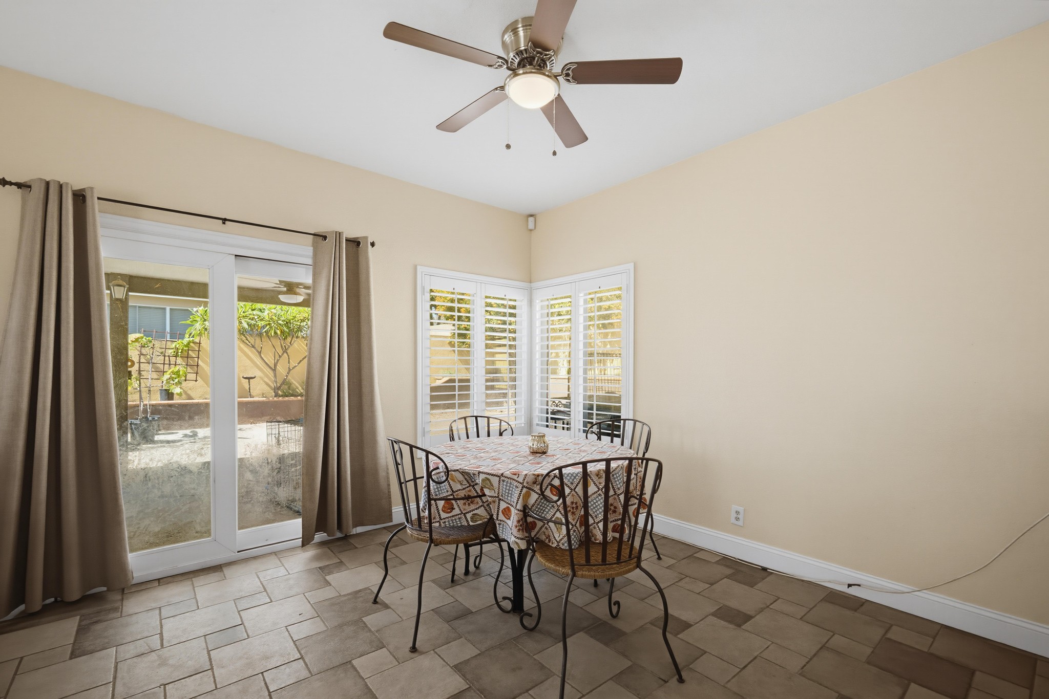 Virtual tour photo 11 of 45 for 6132 Callaway Pl