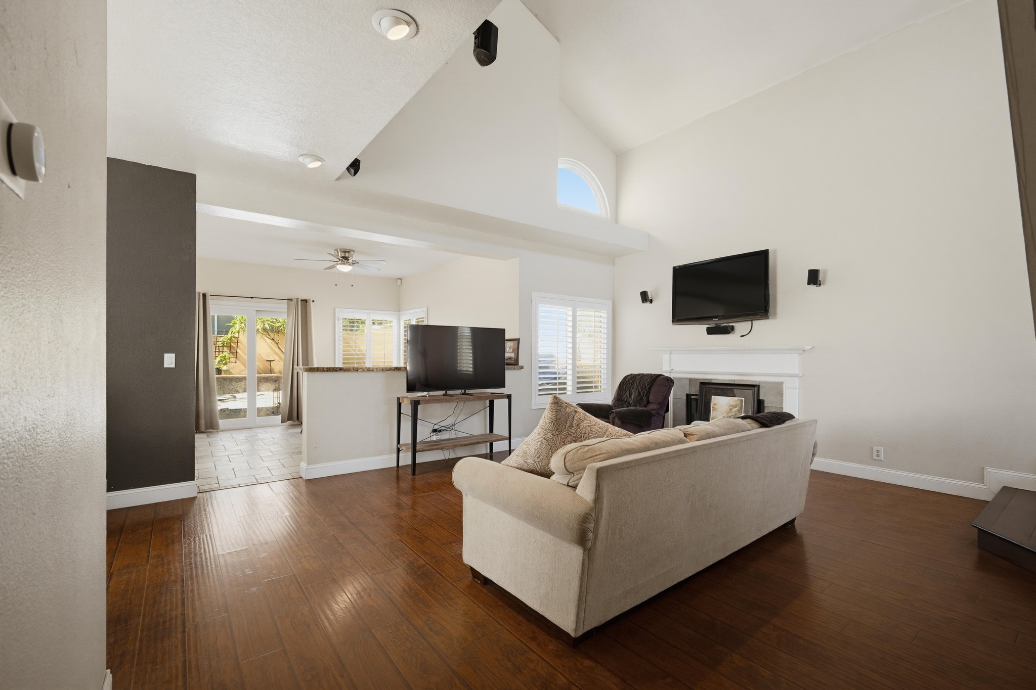 Virtual tour photo 18 of 45 for 6132 Callaway Pl