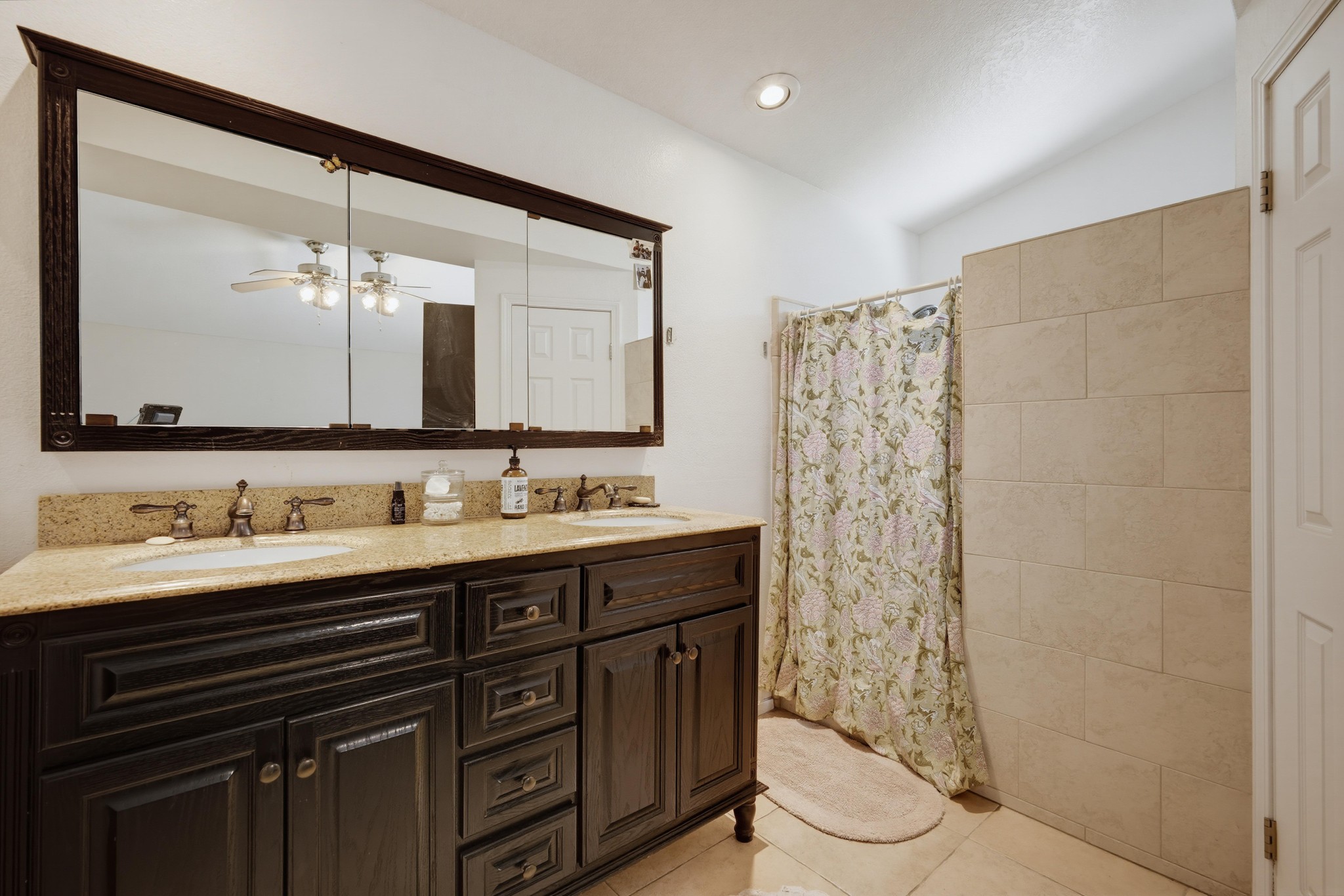 Virtual tour photo 28 of 45 for 6132 Callaway Pl