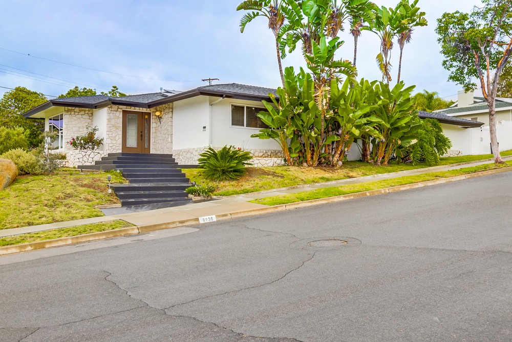 Virtual tour photo 4 of 50 for 6136 Arno Dr