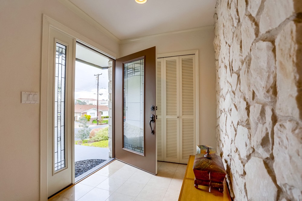 Virtual tour photo 7 of 50 for 6136 Arno Dr