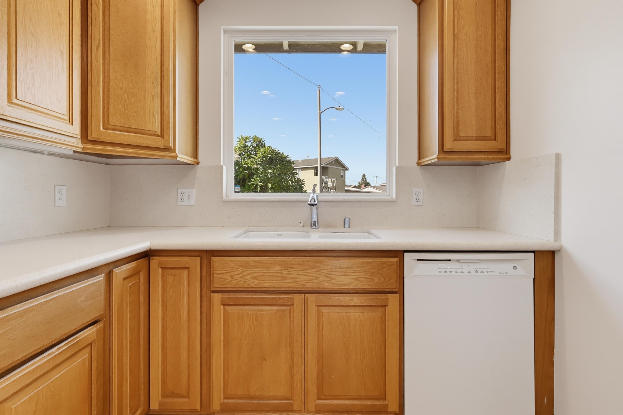 Virtual tour photo 16 of 80 for 6137 Bigelow St