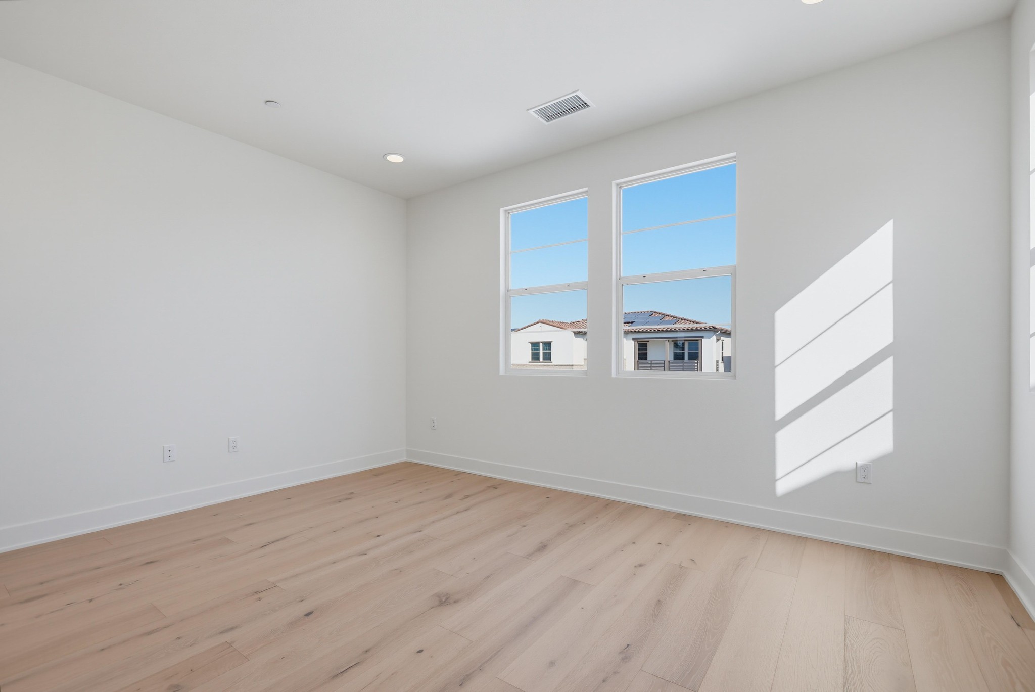 Virtual tour photo 71 of 145 for 6138 Allure Dr