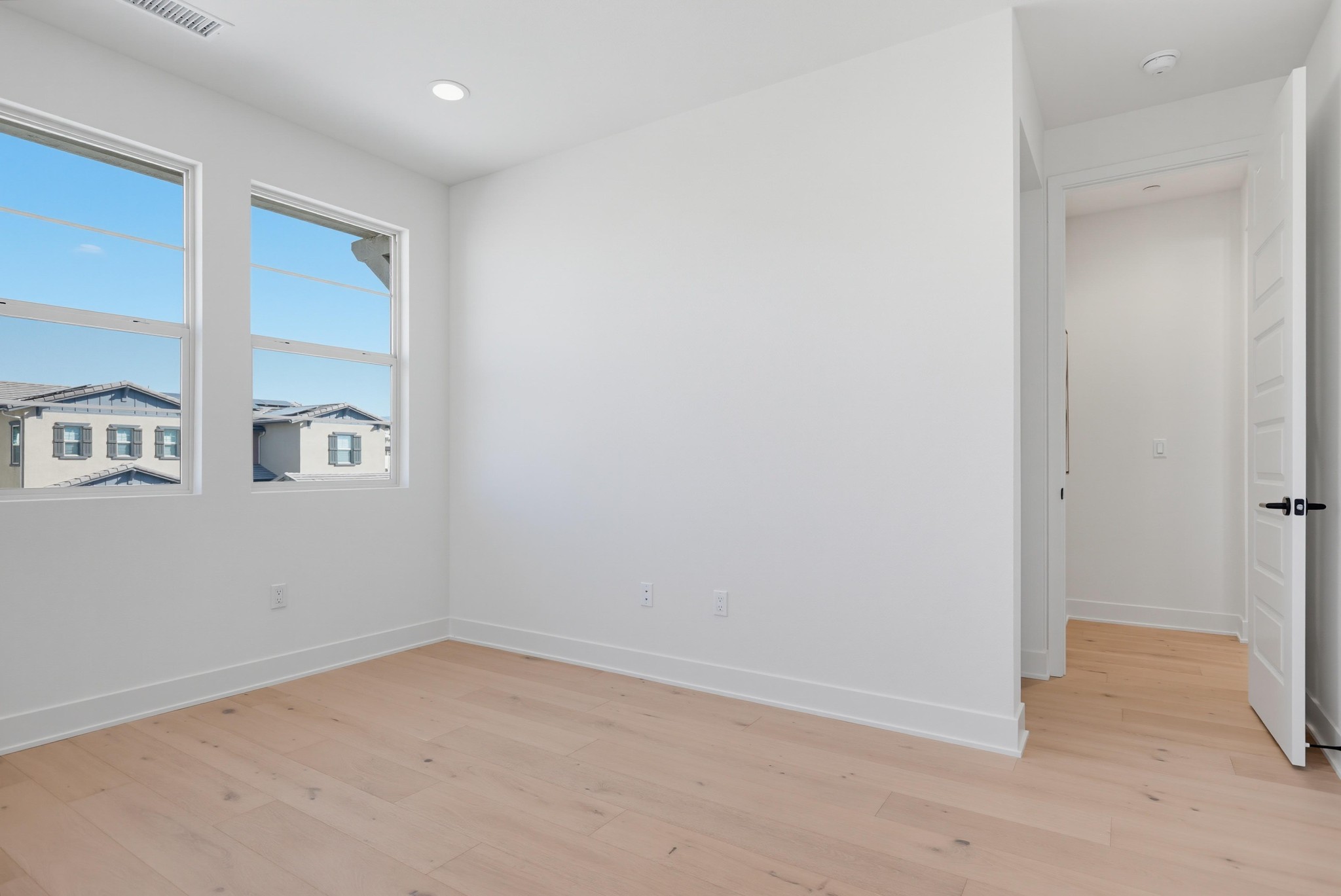 Virtual tour photo 121 of 145 for 6138 Allure Dr