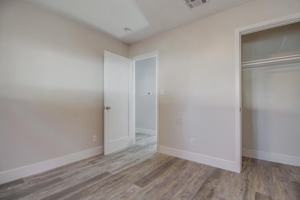 Virtual tour photo 28 of 52 for 6141 Childs Ave