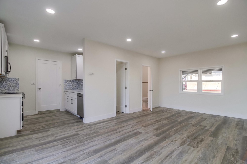 Virtual tour photo 42 of 52 for 6141 Childs Ave