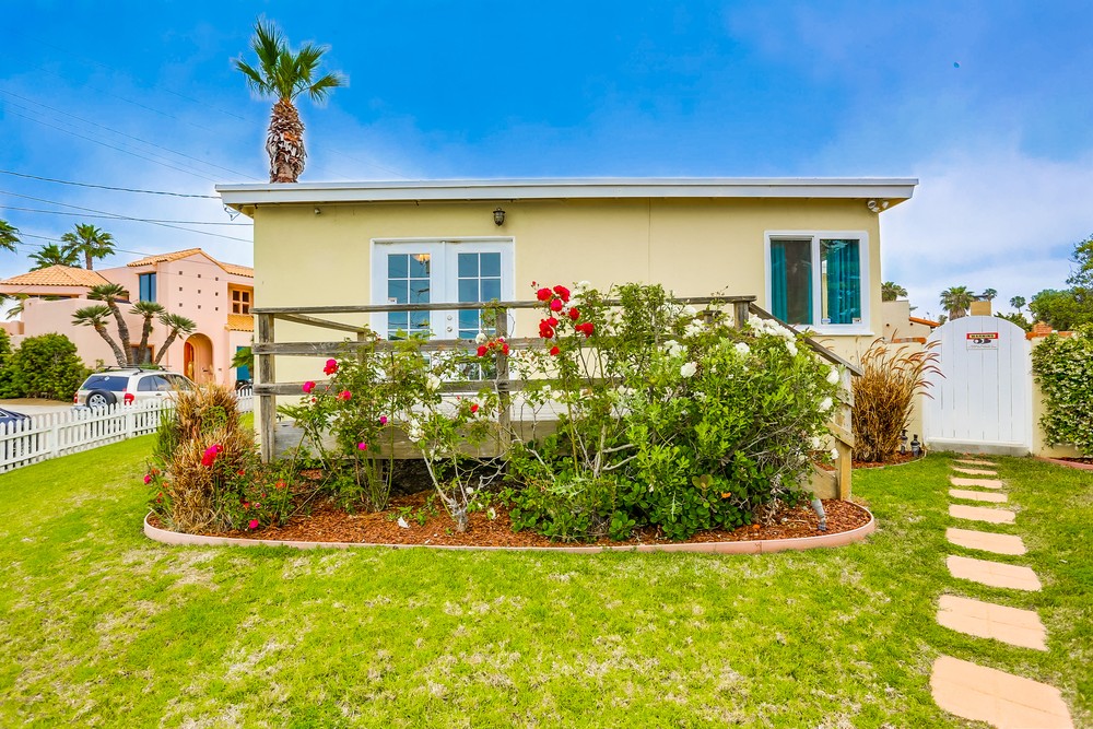 Virtual tour photo 9 of 51 for 615 Pacific View Dr