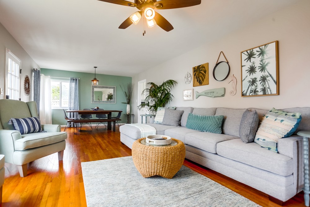 Virtual tour photo 18 of 51 for 615 Pacific View Dr
