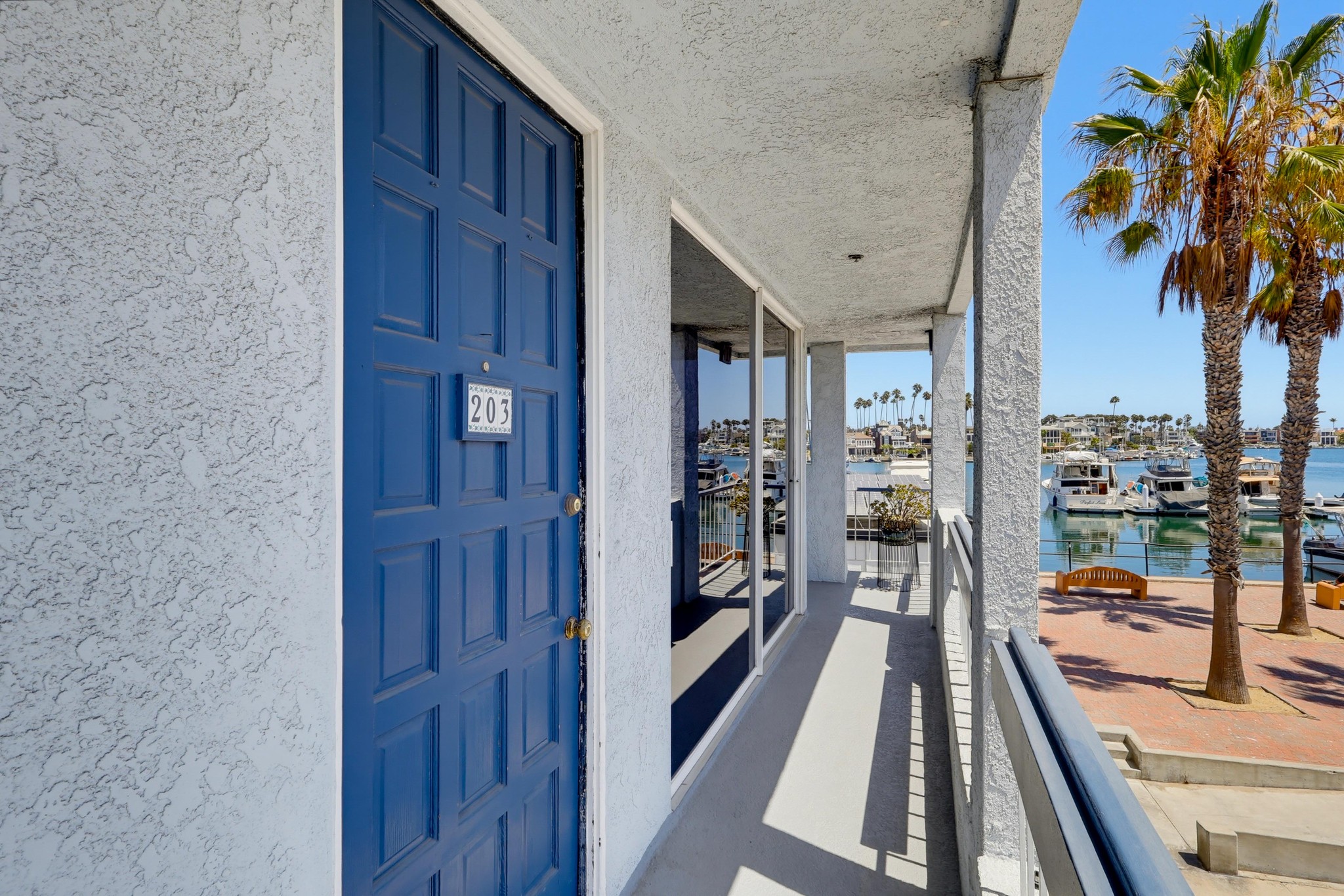 Virtual tour photo 10 of 62 for 6150 E Bay Shore Walk