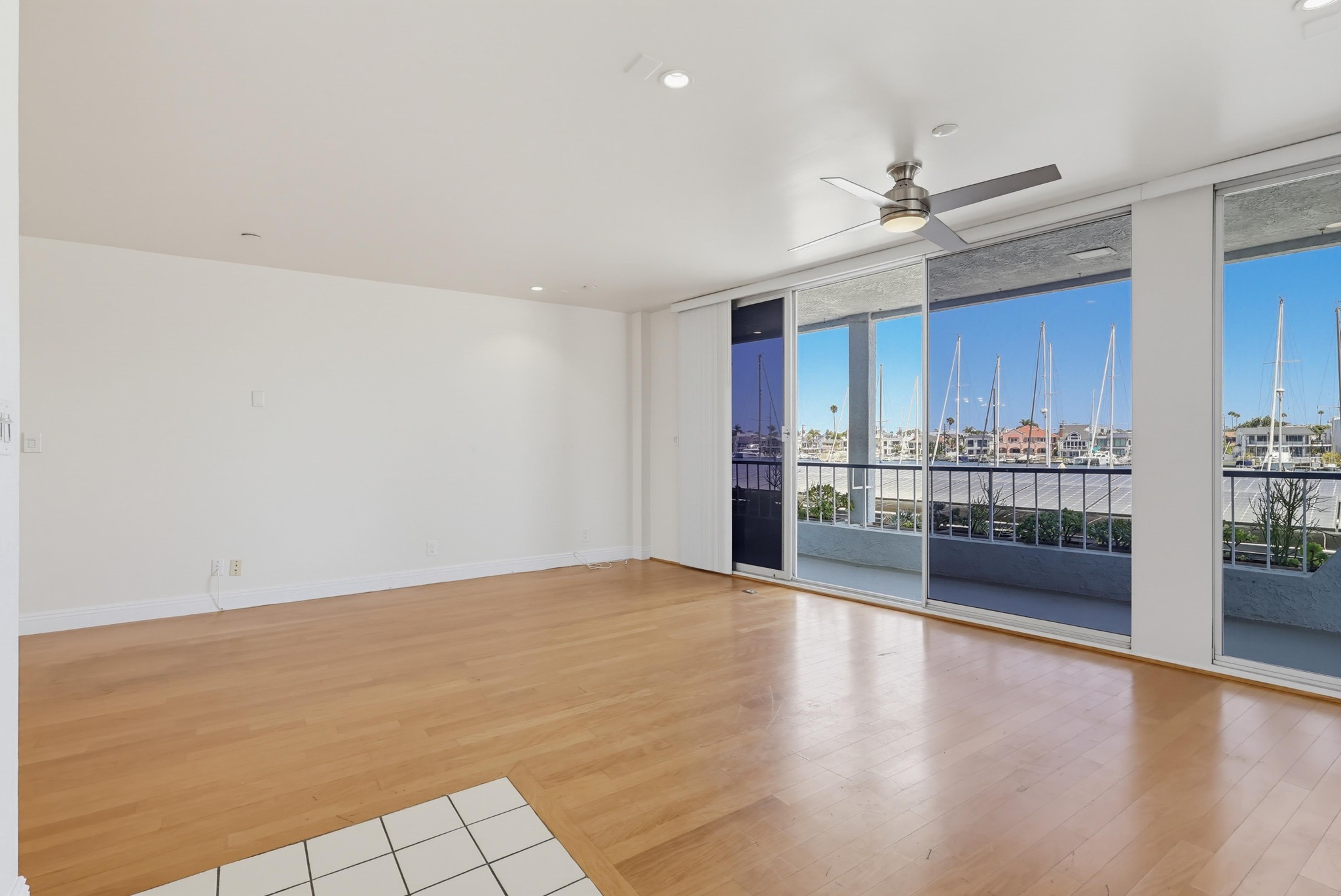 Virtual tour photo 12 of 62 for 6150 E Bay Shore Walk