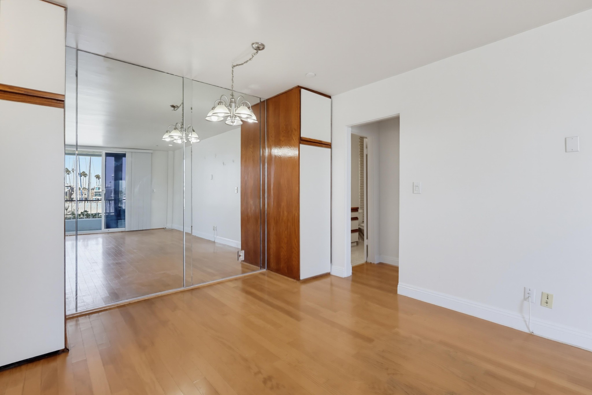 Virtual tour photo 20 of 62 for 6150 E Bay Shore Walk