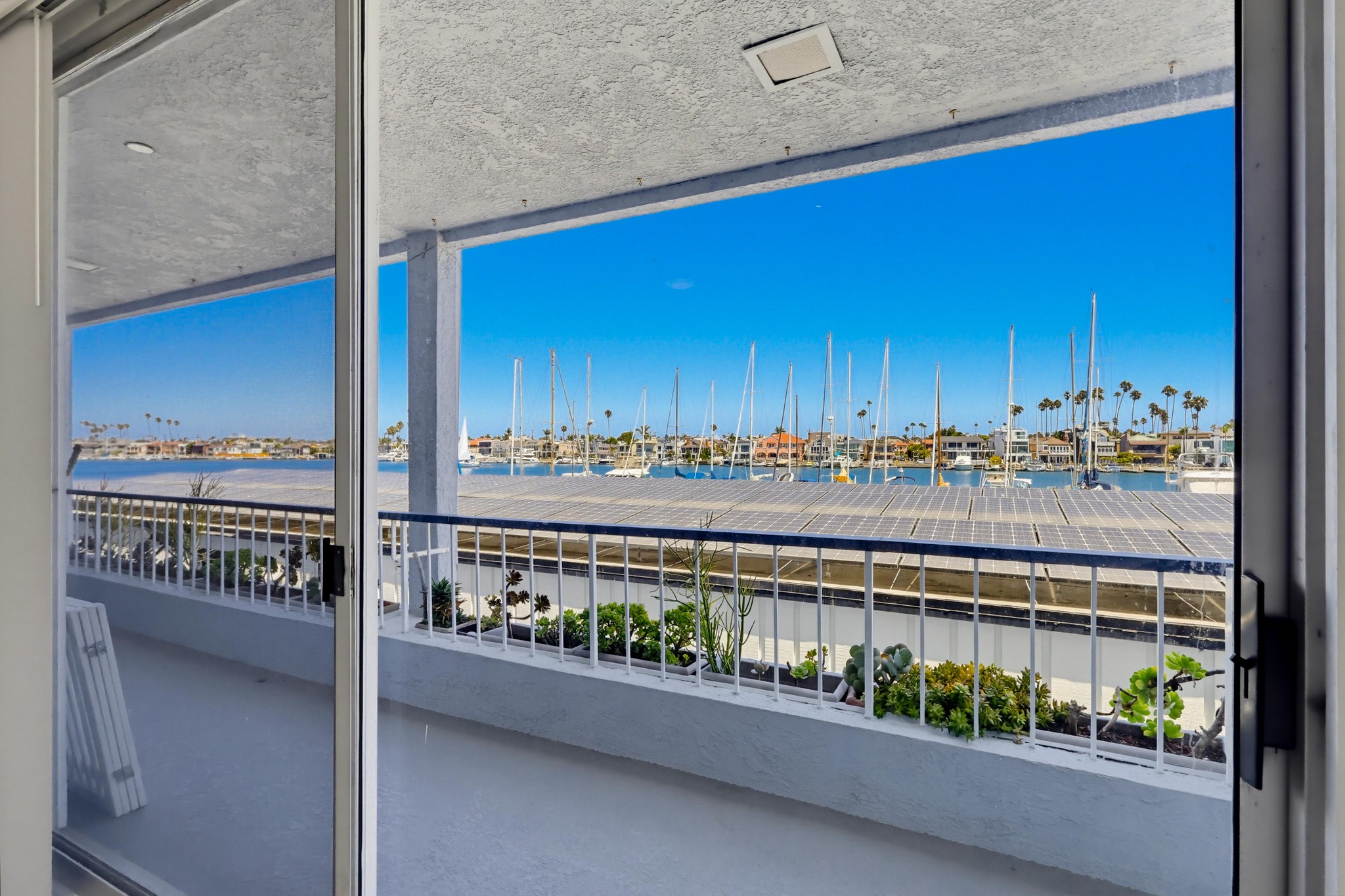 Virtual tour photo 40 of 62 for 6150 E Bay Shore Walk