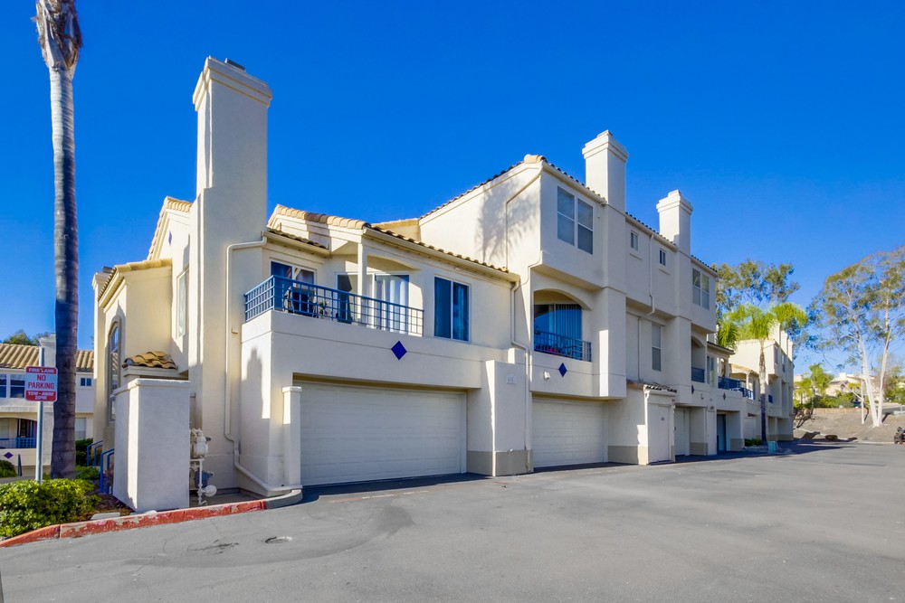 Virtual tour photo 4 of 43 for 6151 Calle Mariselda 307