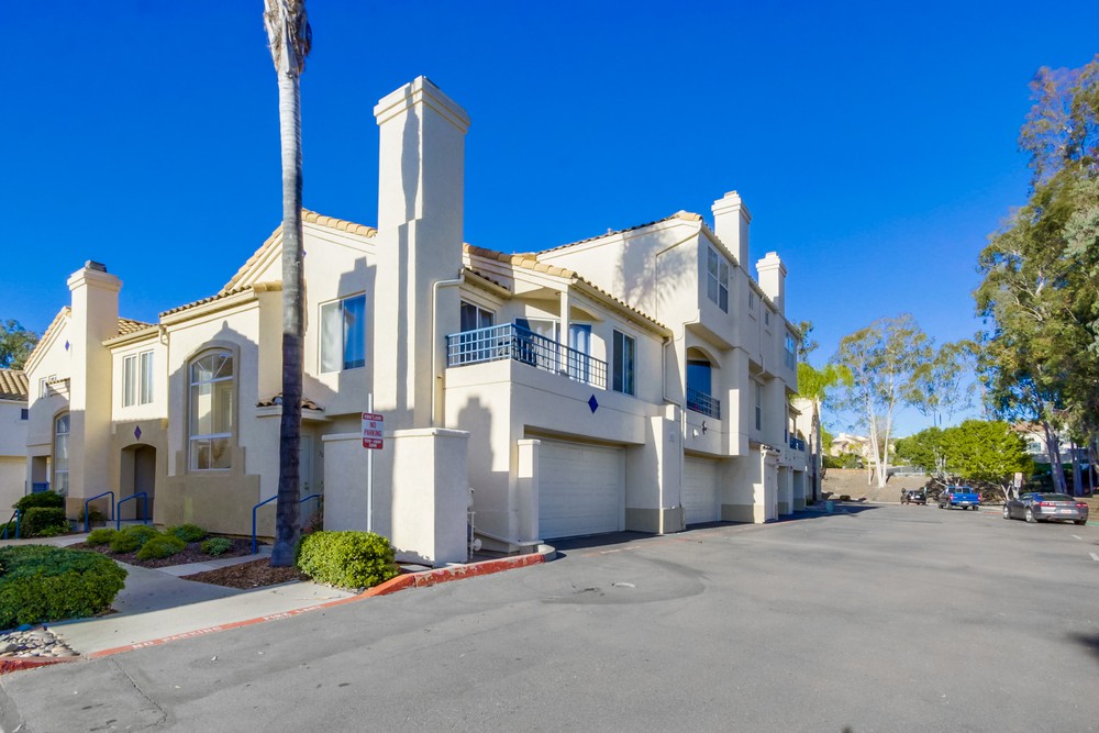 Virtual tour photo 5 of 43 for 6151 Calle Mariselda 307