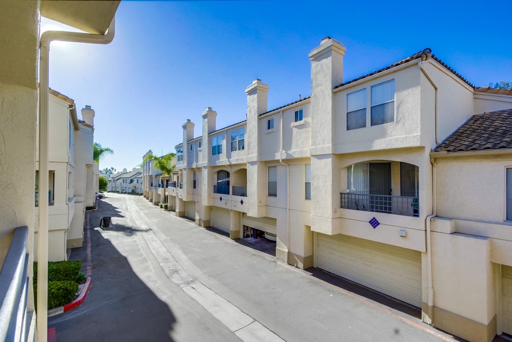 Virtual tour photo 30 of 43 for 6151 Calle Mariselda 307