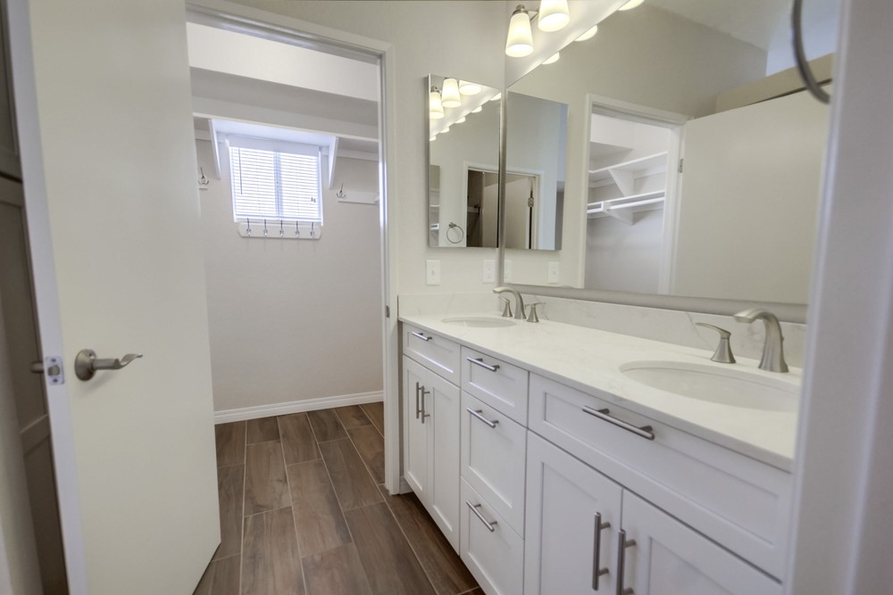Virtual tour photo 36 of 43 for 6151 Calle Mariselda 307