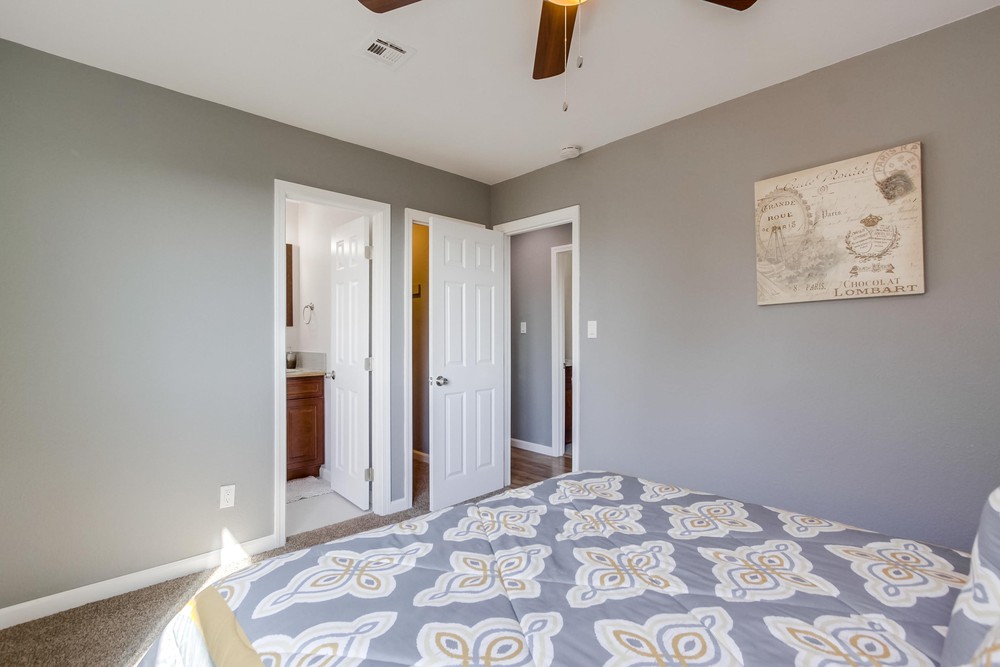 Virtual tour photo 26 of 50 for 6173 Childs Ave