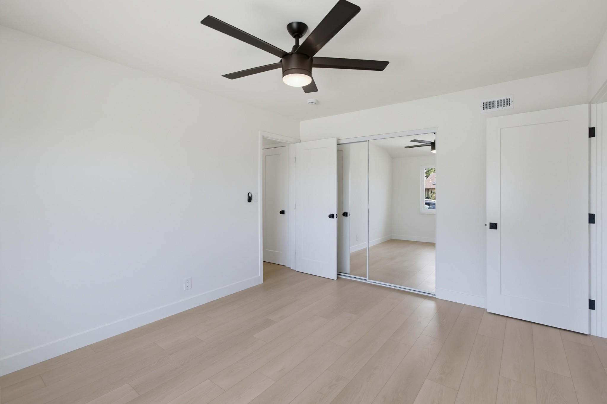 Virtual tour photo 28 of 60 for 6183 Rockhurst Dr
