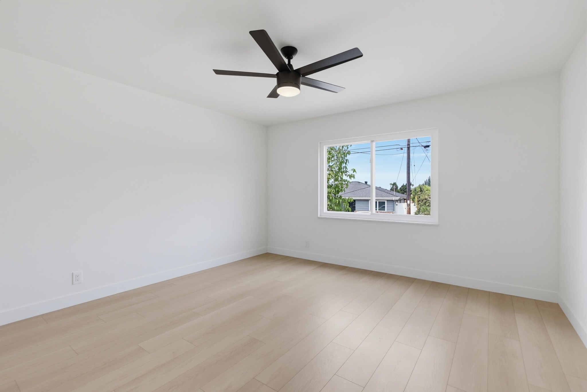 Virtual tour photo 30 of 60 for 6183 Rockhurst Dr
