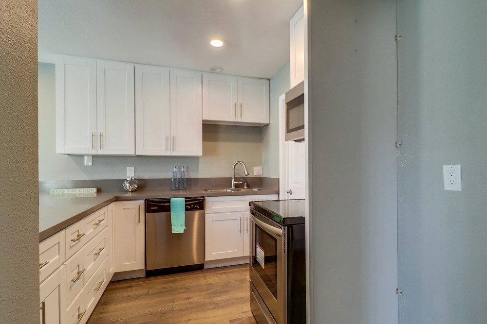 Virtual tour photo 19 of 42 for 619 Beyer Way UNIT 806