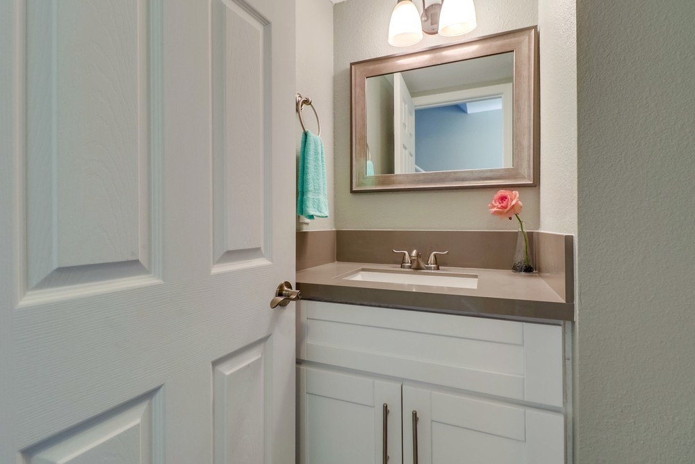 Virtual tour photo 20 of 42 for 619 Beyer Way UNIT 806