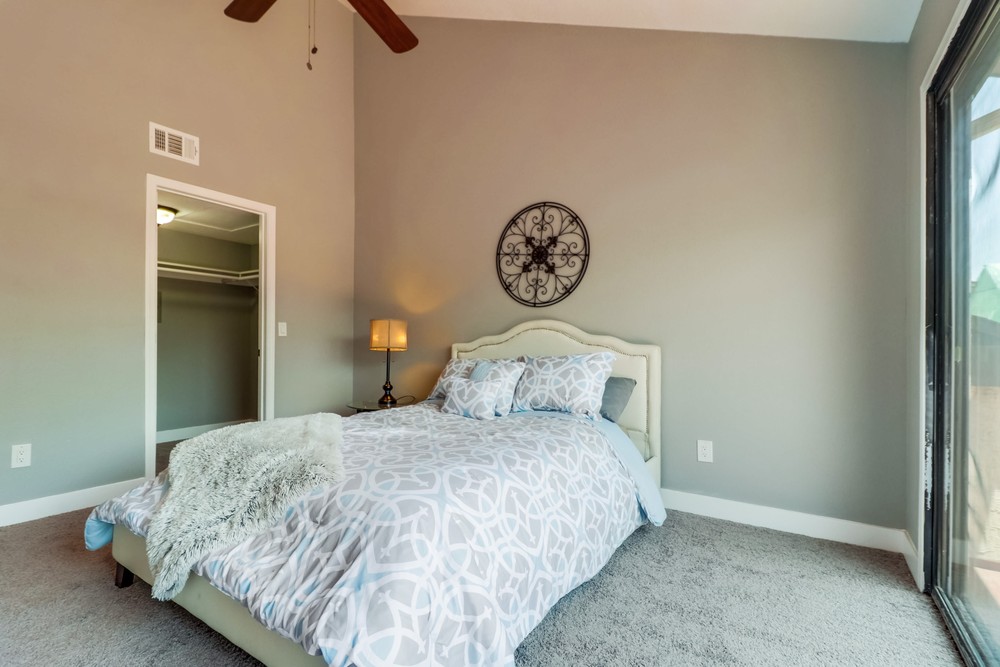 Virtual tour photo 27 of 42 for 619 Beyer Way UNIT 806