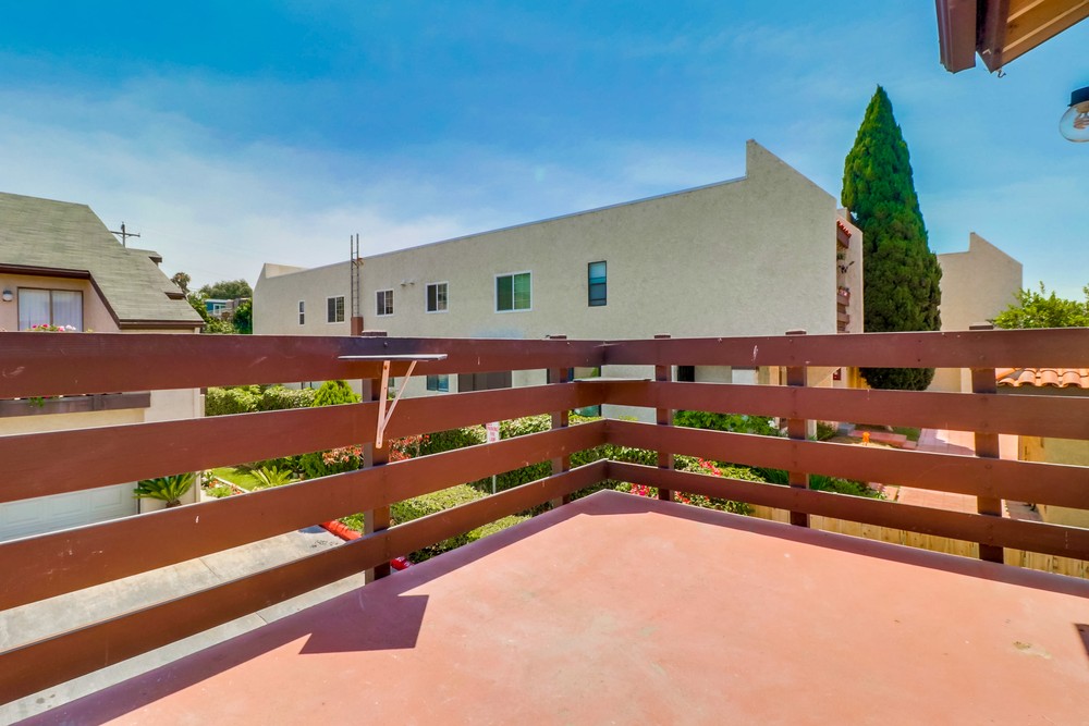 Virtual tour photo 33 of 42 for 619 Beyer Way UNIT 806