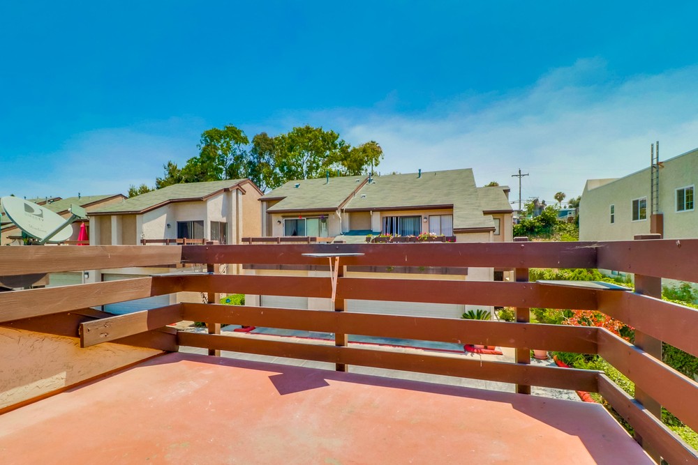 Virtual tour photo 34 of 42 for 619 Beyer Way UNIT 806