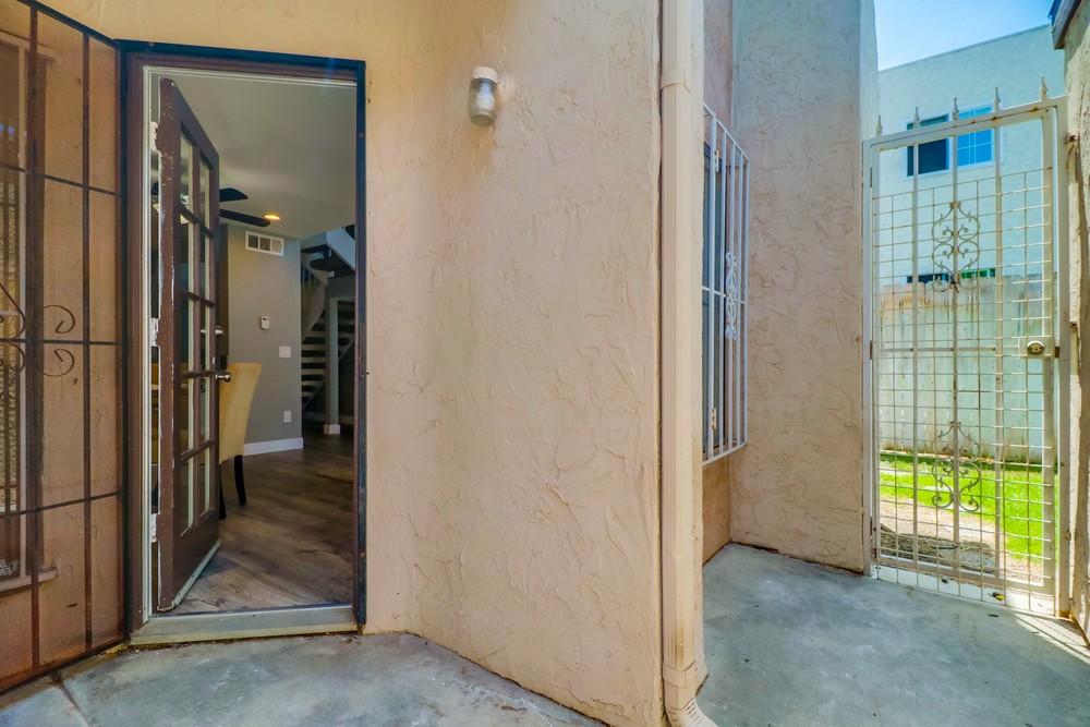 Virtual tour photo 43 of 42 for 619 Beyer Way UNIT 806