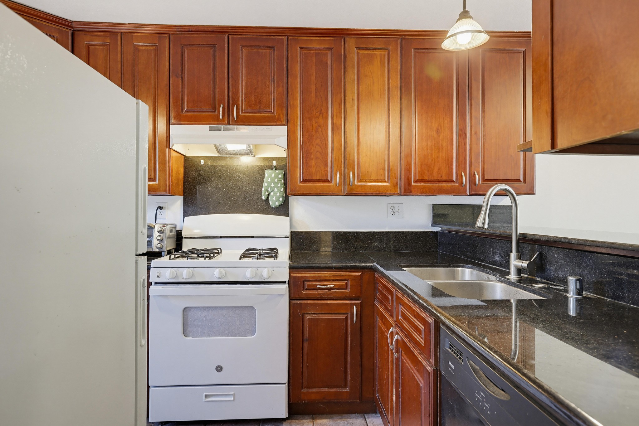 Virtual tour photo 8 of 45 for 62 Orange Blossom