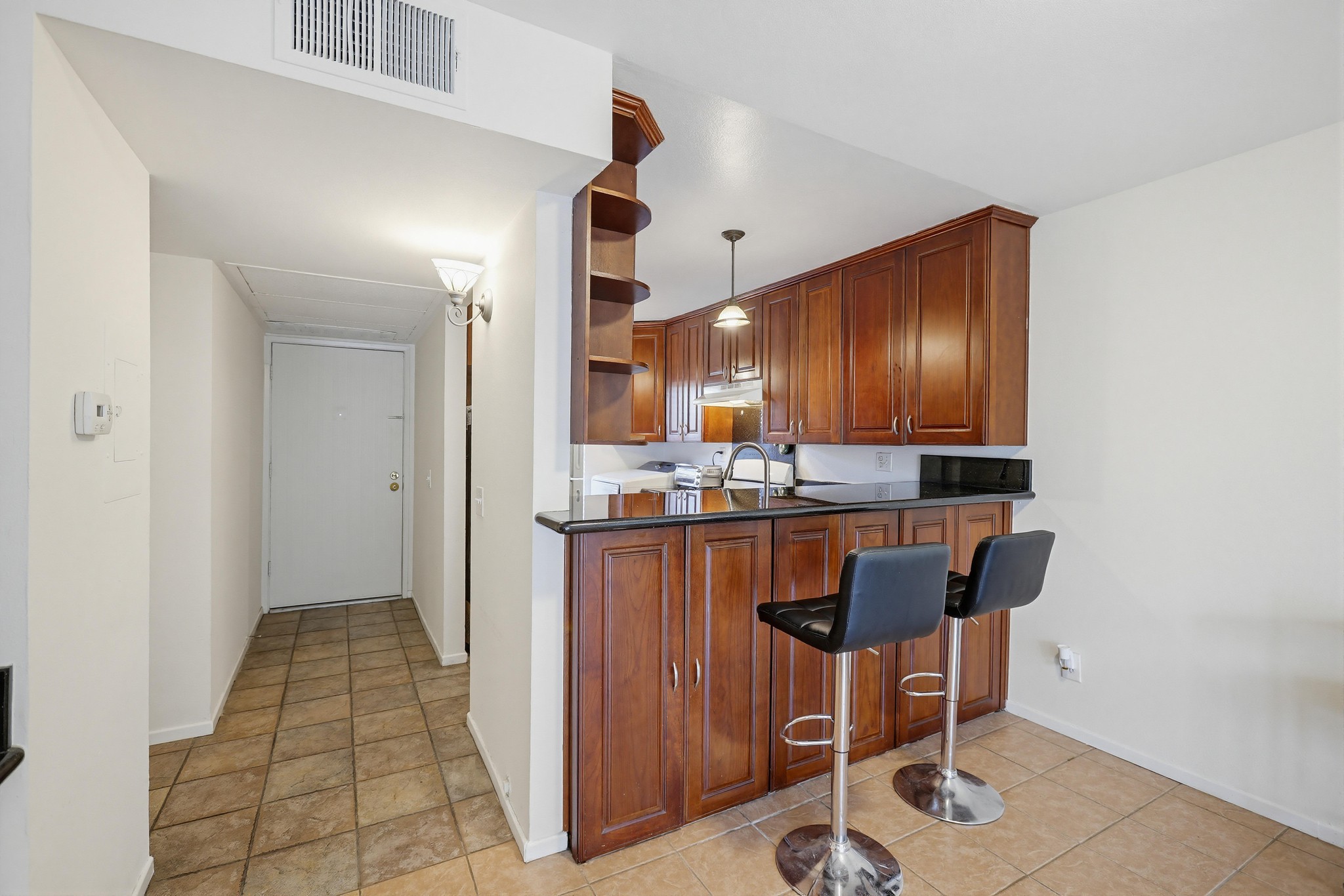 Virtual tour photo 13 of 45 for 62 Orange Blossom