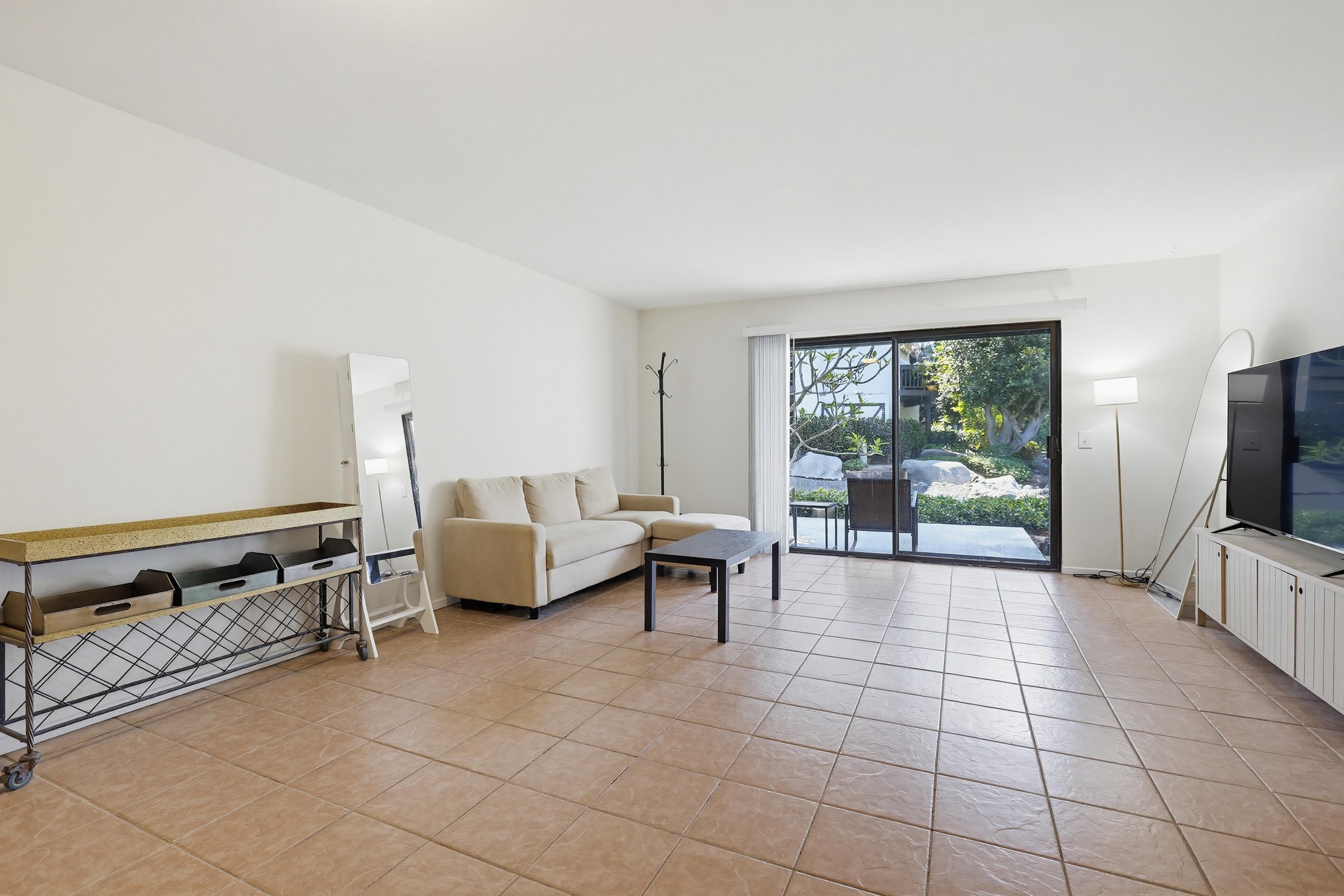Virtual tour photo 14 of 45 for 62 Orange Blossom