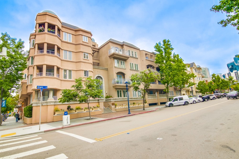 Virtual tour photo 1 of 49 for 620 State St UNIT 320
