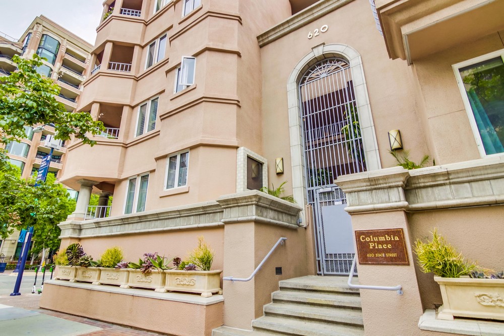 Virtual tour photo 5 of 49 for 620 State St UNIT 320