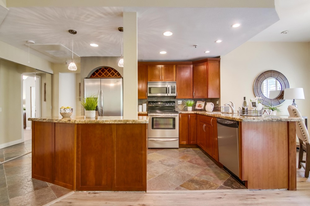 Virtual tour photo 23 of 49 for 620 State St UNIT 320
