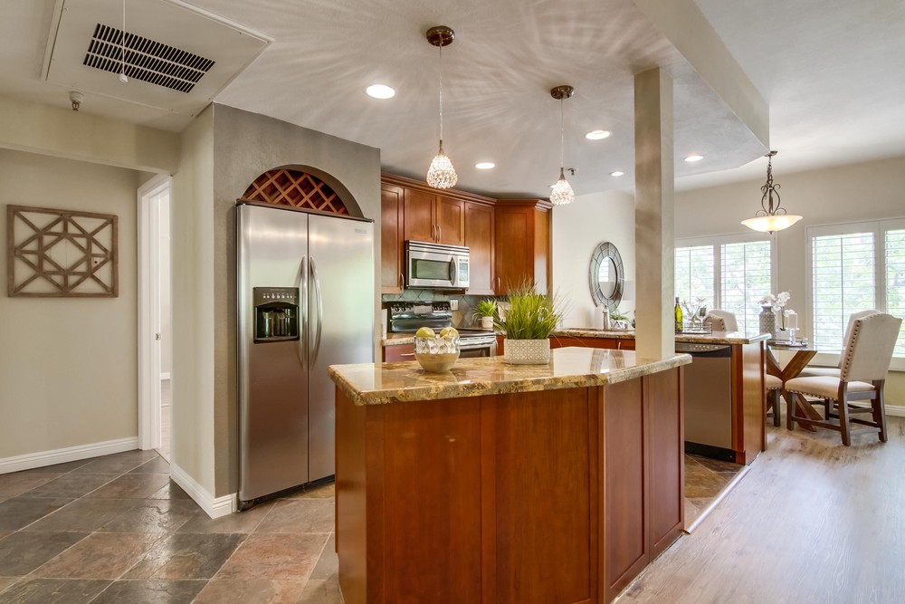Virtual tour photo 24 of 49 for 620 State St UNIT 320