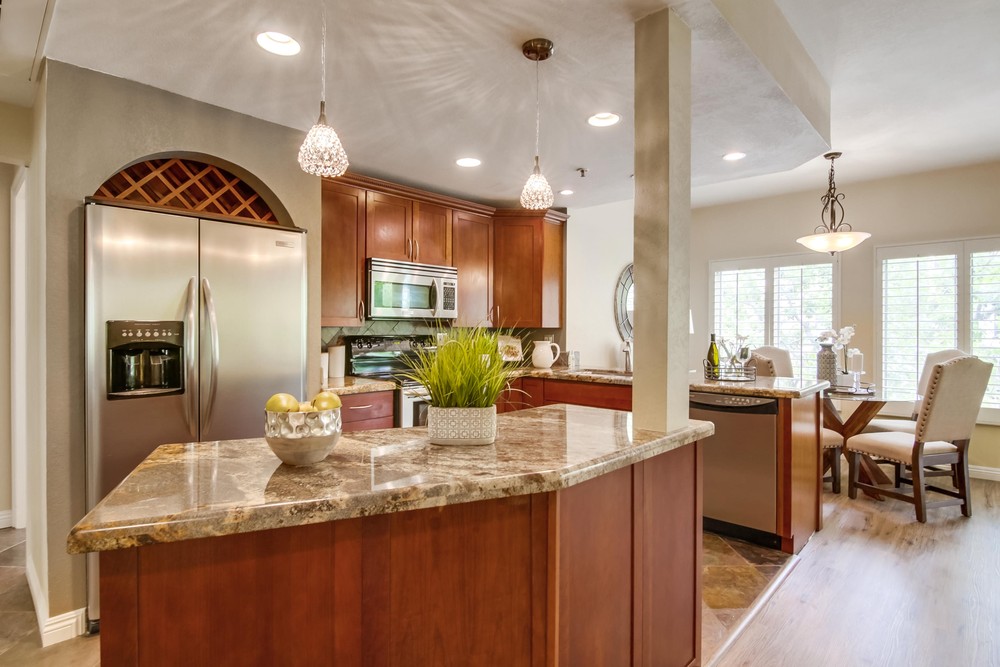 Virtual tour photo 25 of 49 for 620 State St UNIT 320