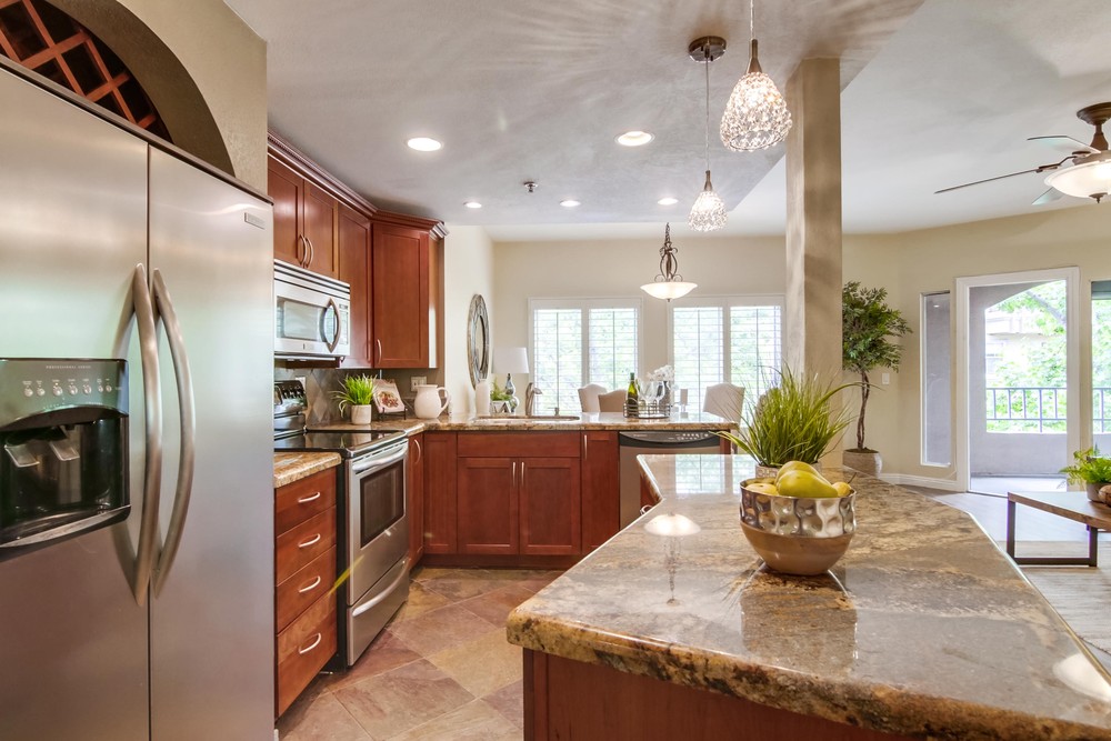 Virtual tour photo 27 of 49 for 620 State St UNIT 320