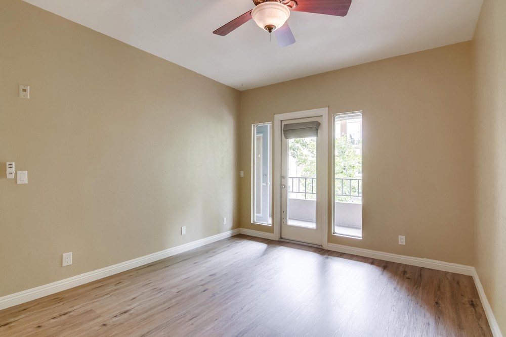 Virtual tour photo 41 of 49 for 620 State St UNIT 320
