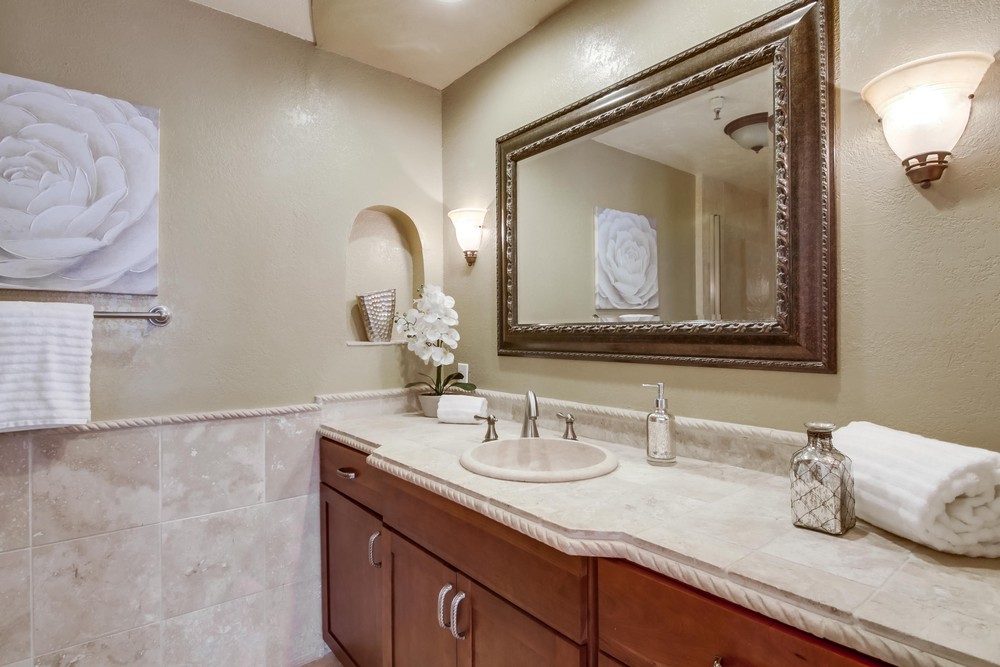 Virtual tour photo 46 of 49 for 620 State St UNIT 320