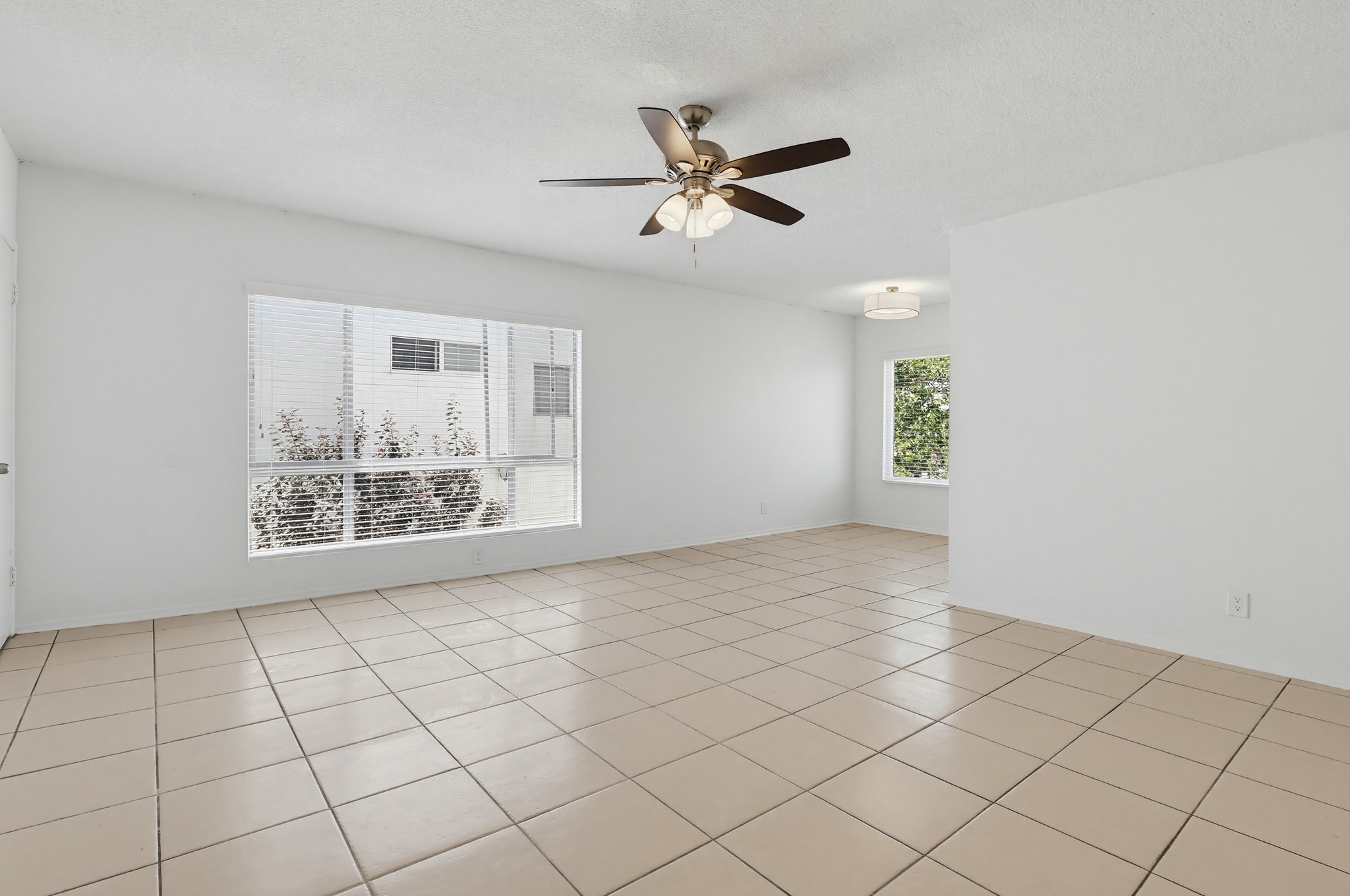 Virtual tour photo 8 of 57 for 6200 10th Ave #08