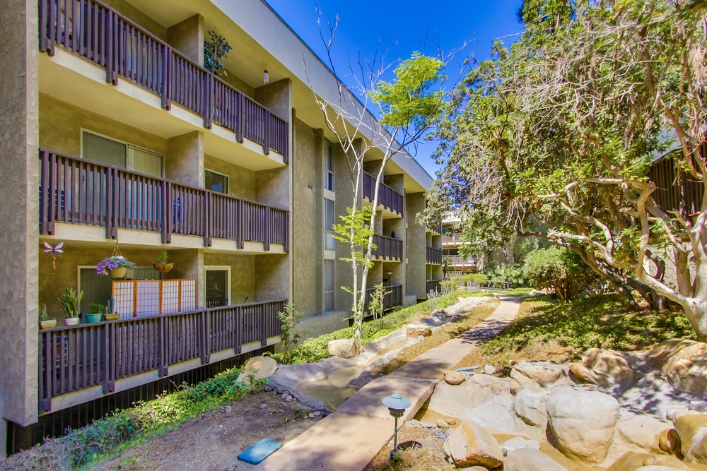 Virtual tour photo 6 of 39 for 6202 Friars Rd #204
