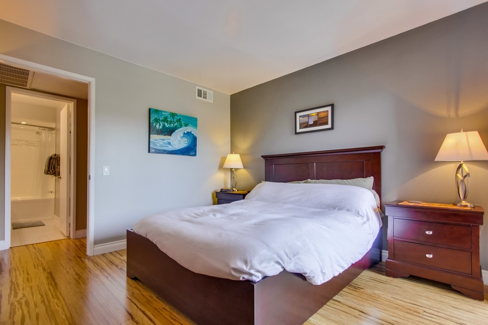 Virtual tour photo 28 of 39 for 6202 Friars Rd #204