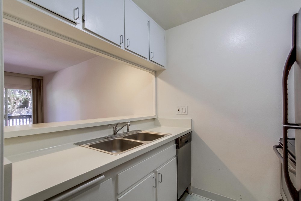 Virtual tour photo 15 of 36 for 6202 Friars Rd UNIT 106